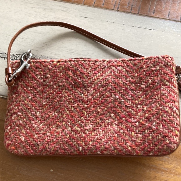 Woven Coach wristlet - Picture 5 of 5